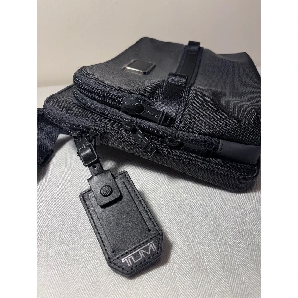 Tumi Alpha Bravo Service Crossbody Bag Black‎ Ballistic Nylon 232796D Mens Bag